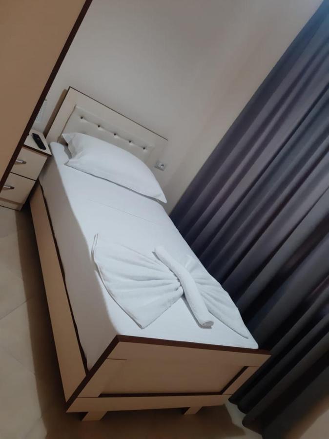 R Hotel Zhaban 外观 照片