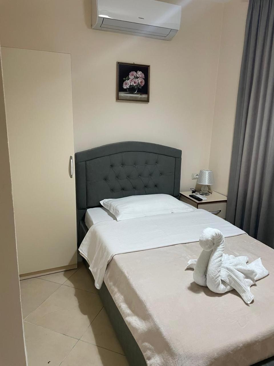 R Hotel Zhaban 外观 照片