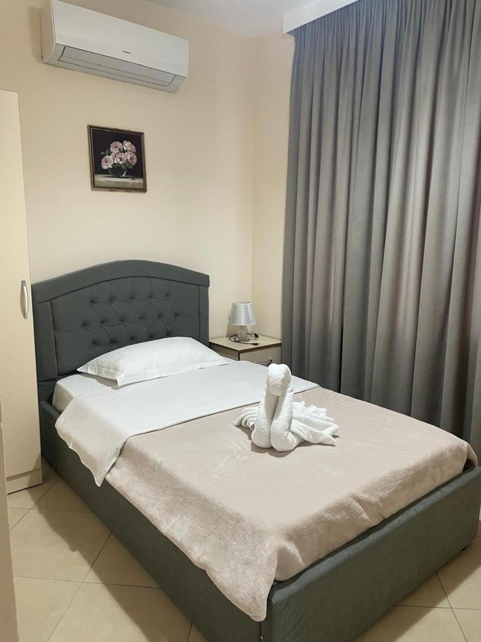 R Hotel Zhaban 外观 照片